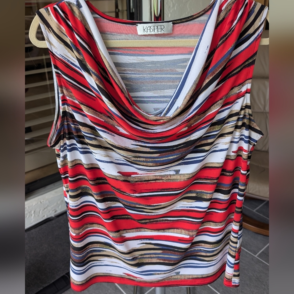 💛KASPER SLEEVELESS DRAPED NECK BLOUSE